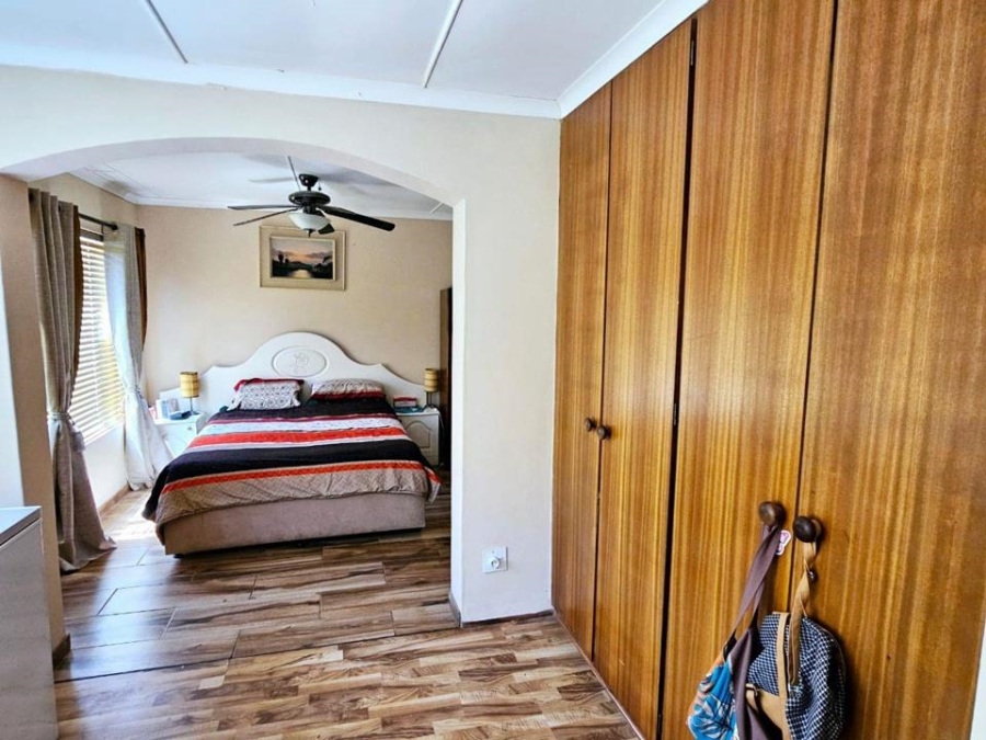 3 Bedroom Property for Sale in Stilbaai Wes Western Cape